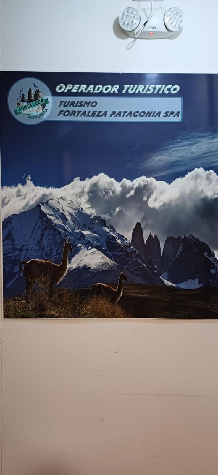 Turismo Fortaleza Patagonia Puerto Natales Buitenkant foto